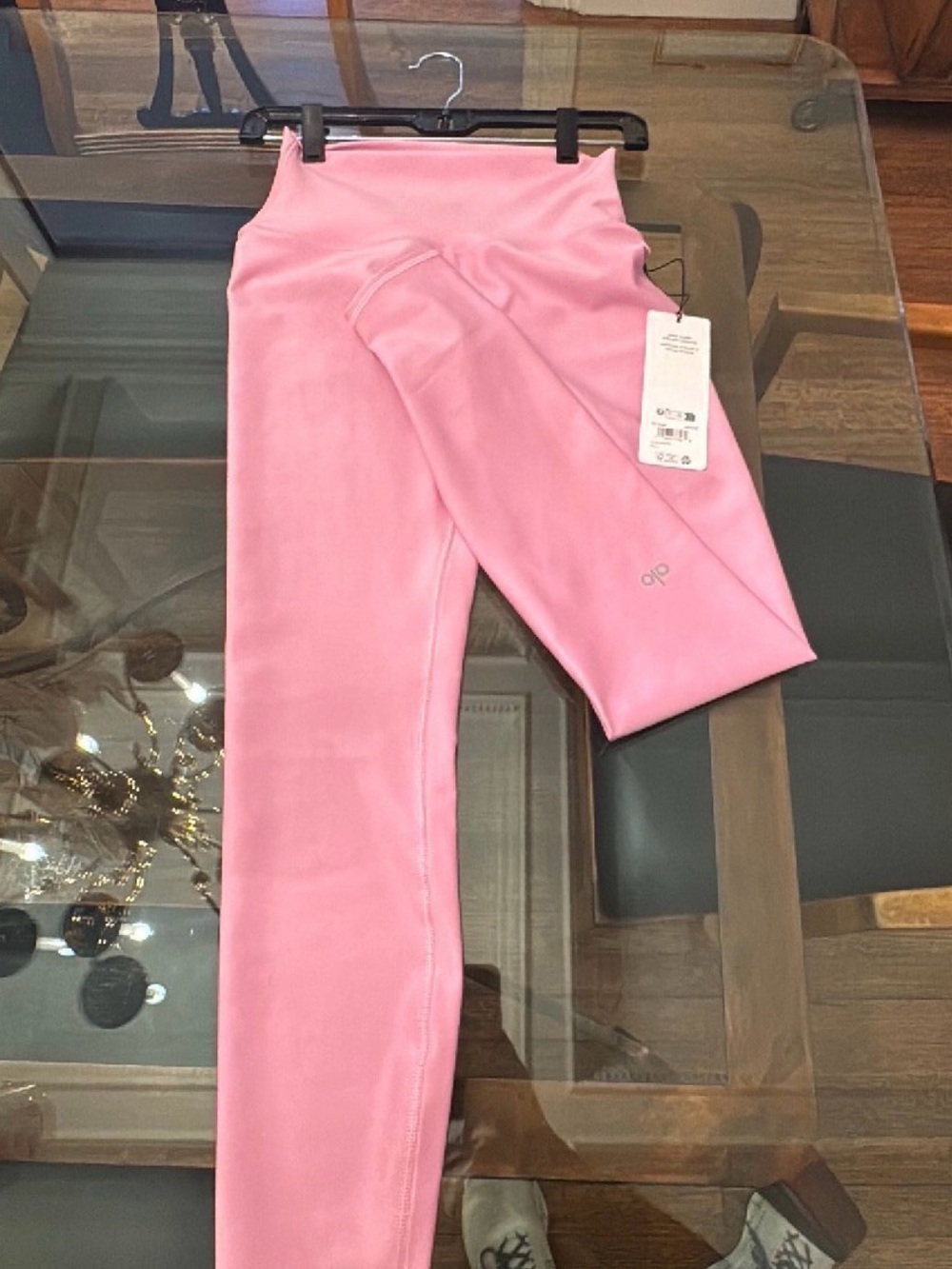 ALO Yoga Candy Heart Pink High-Waist Full-Length Leggings - Picture 4 of 4